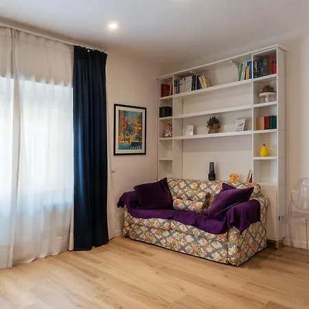 Guesthost - Charming Metro Cipro Apartman