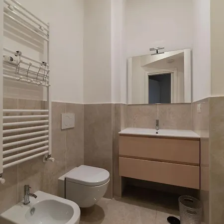 Guesthost - Charming Metro Cipro Apartman *