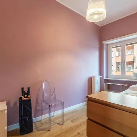 Guesthost - Charming Metro Cipro Apartman