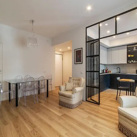 Guesthost - Charming Metro Cipro *